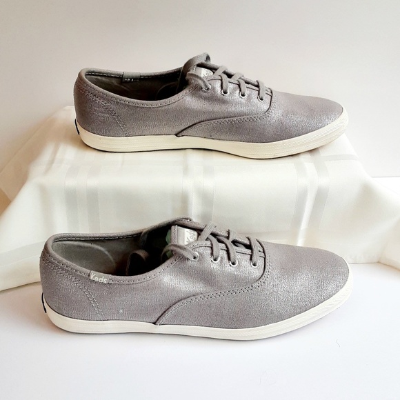 Keds Metallic Silver Sneakers Sz 8.5 - Picture 1 of 12
